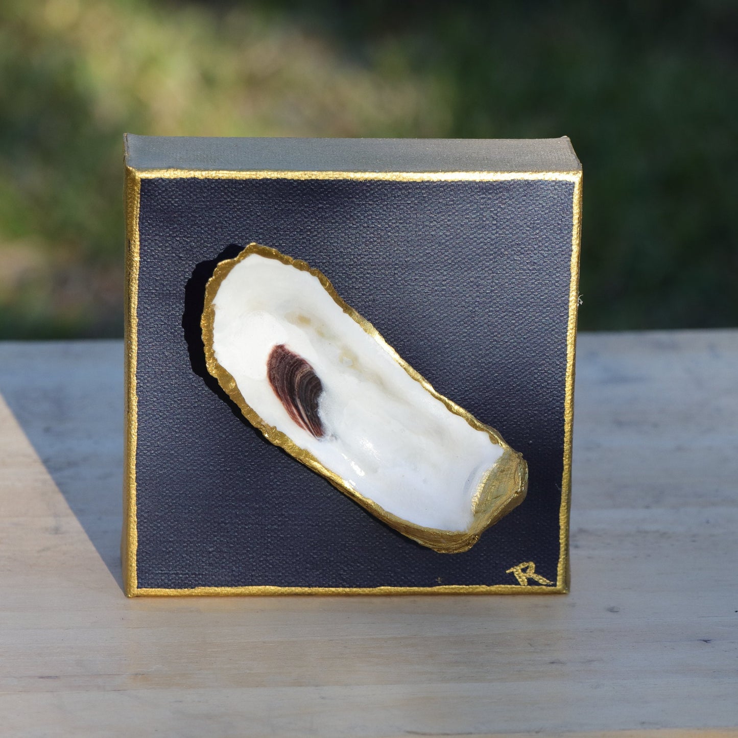 Oyster Shell on Canvas Navy and Gold